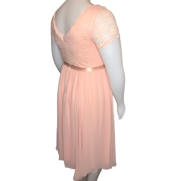 TORRID V Neck Sequence Lace Lined Midi Dress - Picture 9 of 13